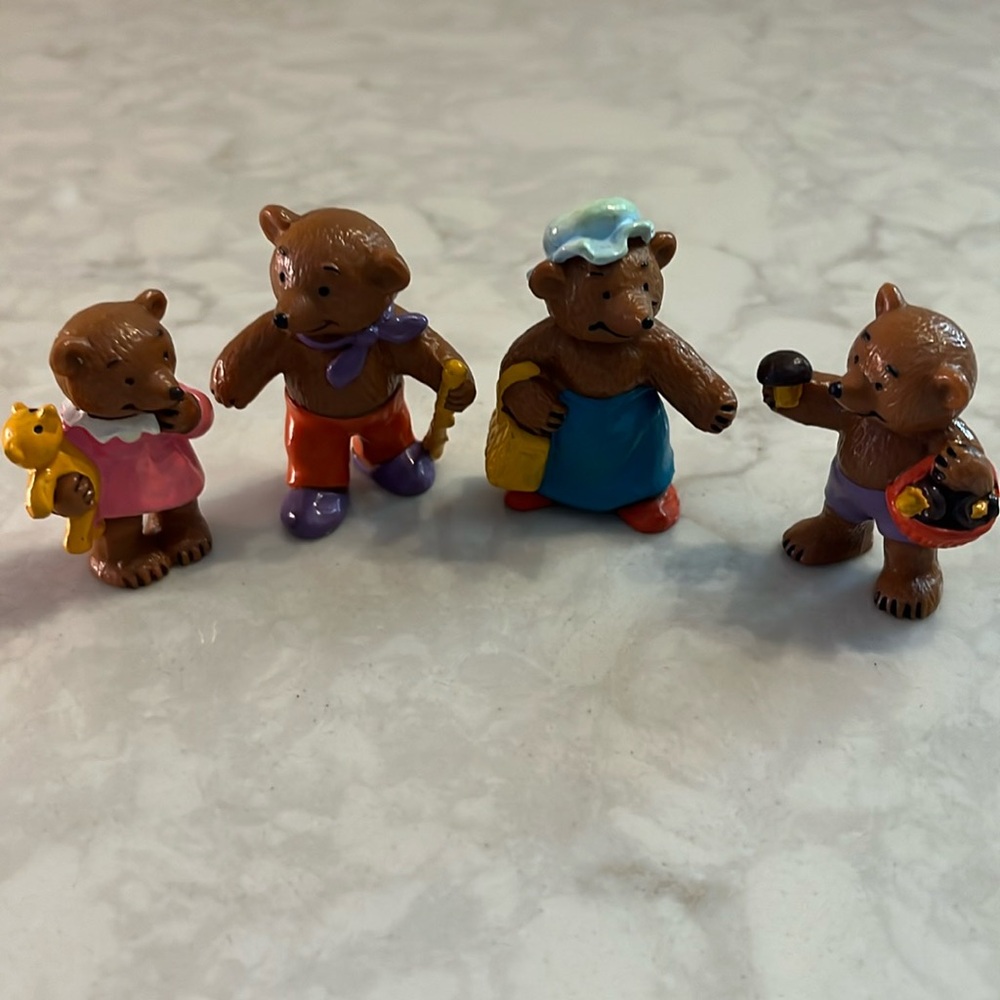 Vintage Bully  Ida Bohatta West Germany 1983 Bear Family figures.  Hand painted